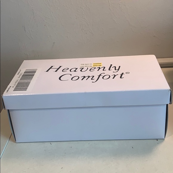 Heavenly Comfort Women’s Shoe Size 9W - Picture 9 of 9